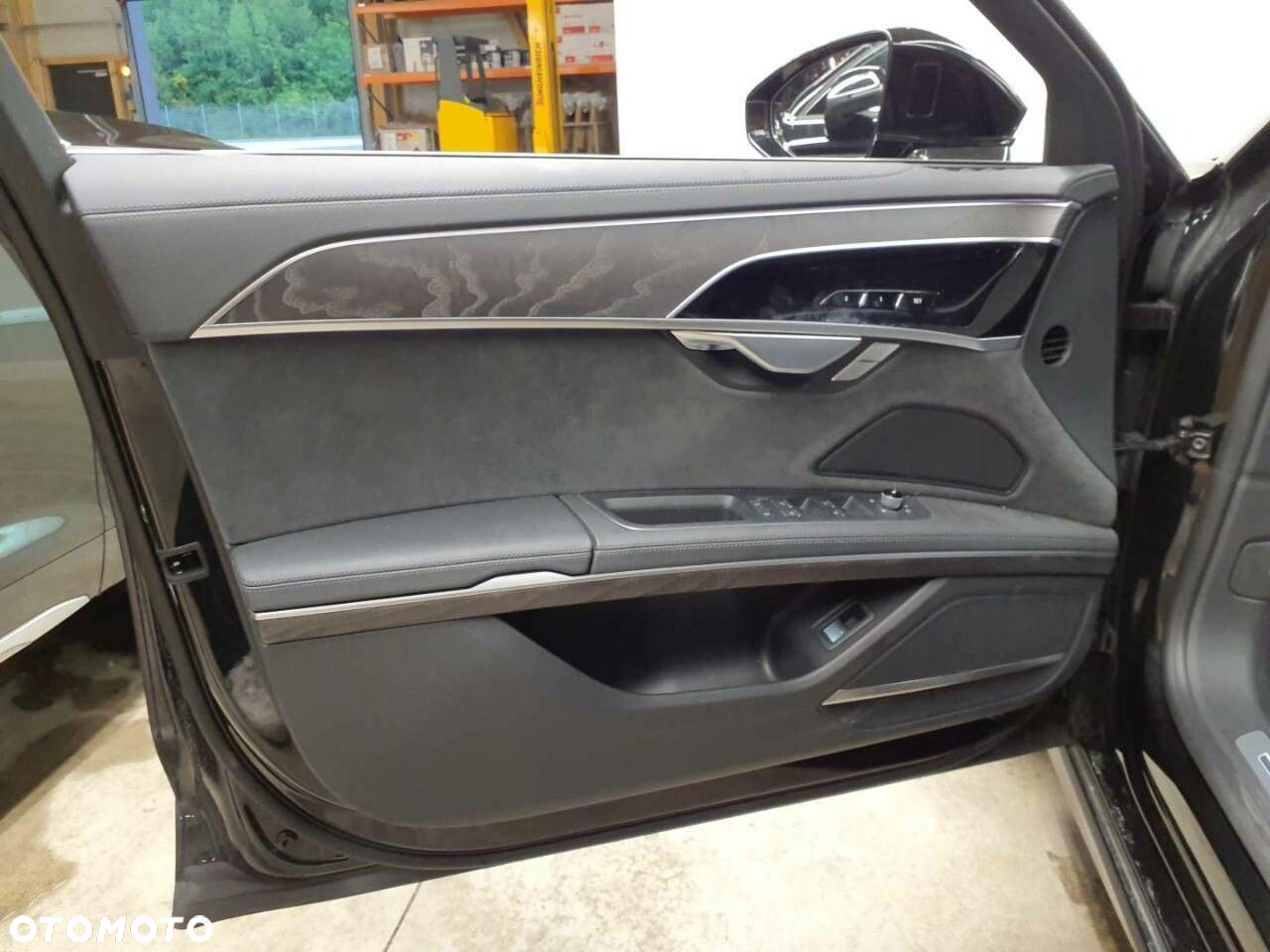 Audi A8 - 9