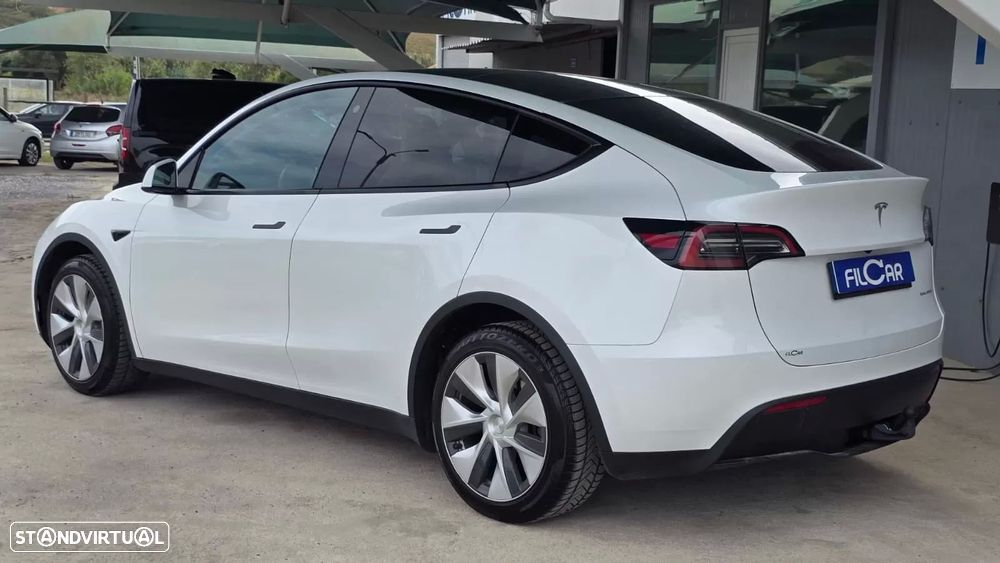 Tesla Model Y Long Range Dual Motor AWD - 7