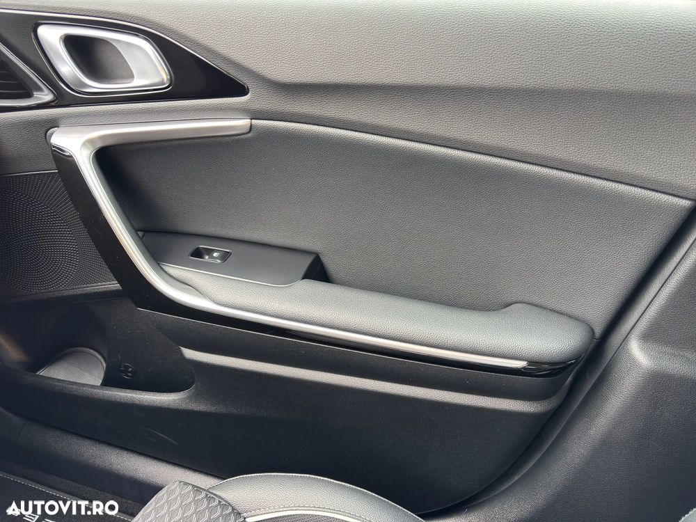 Kia XCeed 1.6 GDI DCT6 OPF Plug-in-Hybrid Spirit - 19