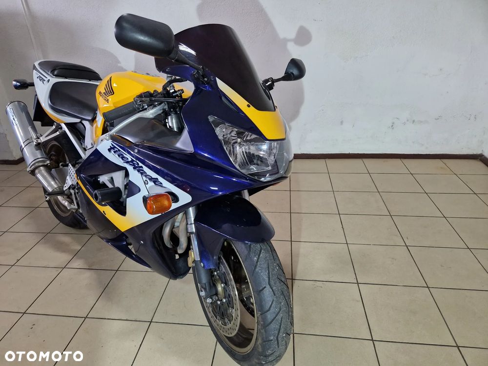 Honda CBR - 4