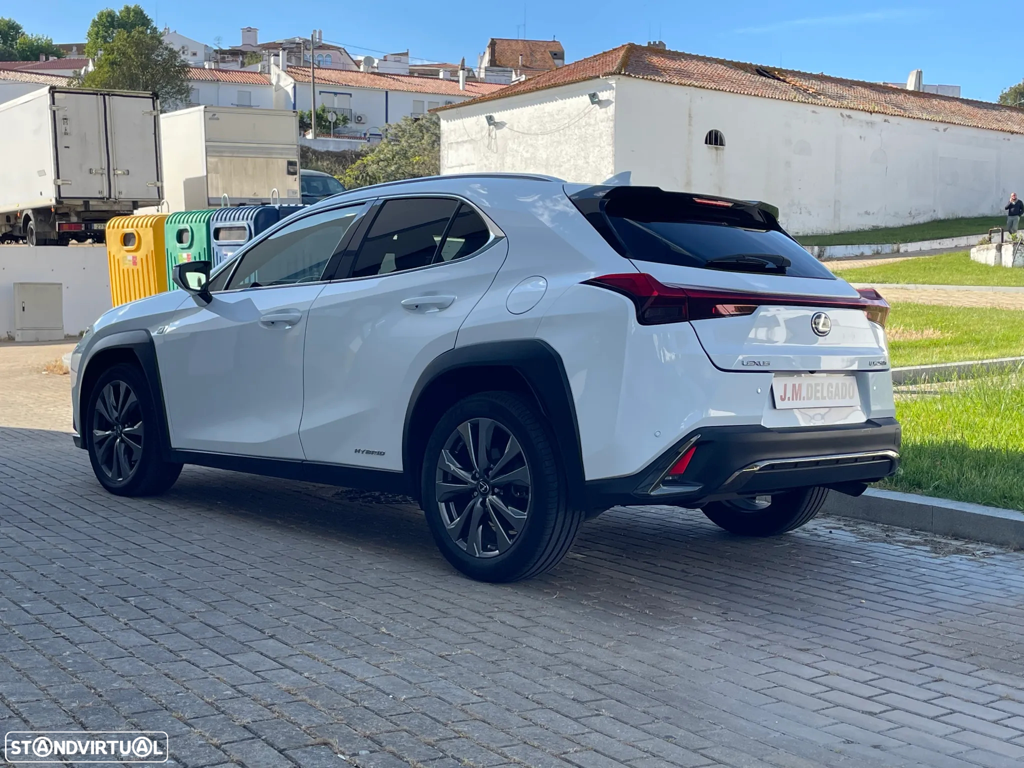 Lexus UX 250h F Sport - 4