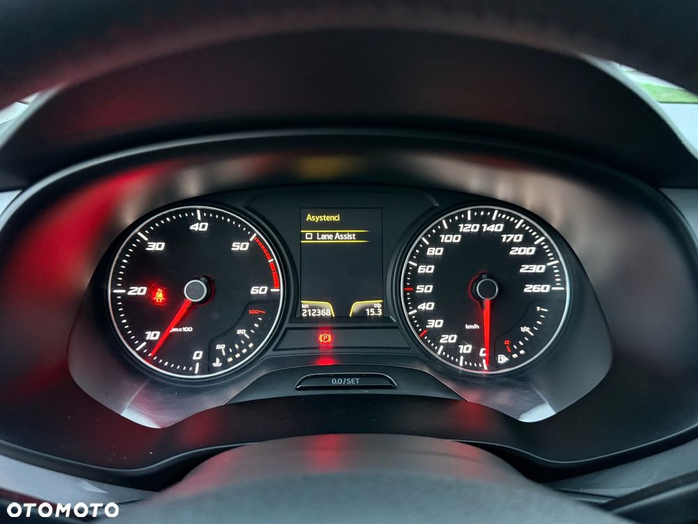 Seat Leon 2.0 TDI FR S&S - 32