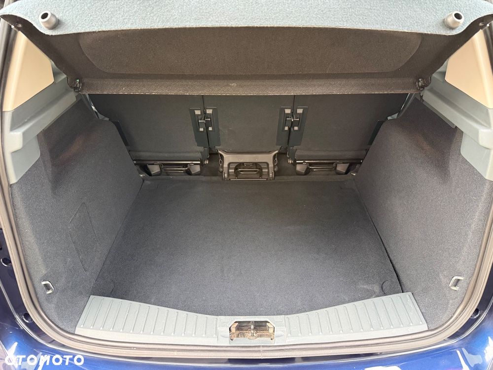 Ford C-MAX 1.6 Titanium - 32