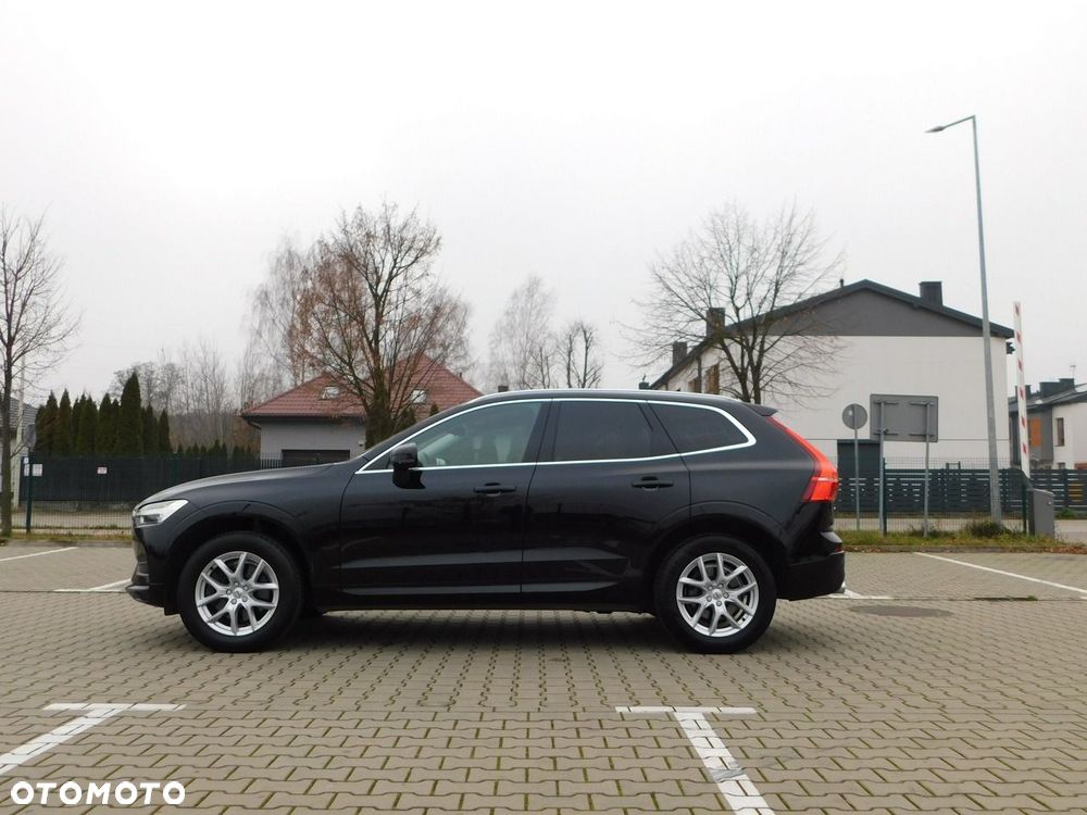 Volvo XC 60 D4 Momentum Pro - 2