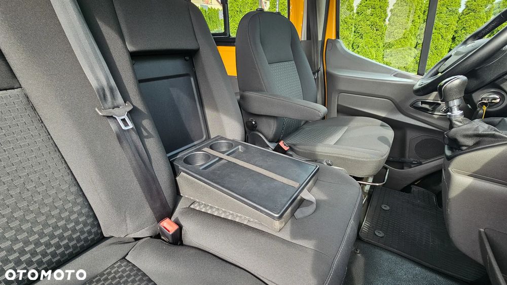Ford Transit - 20