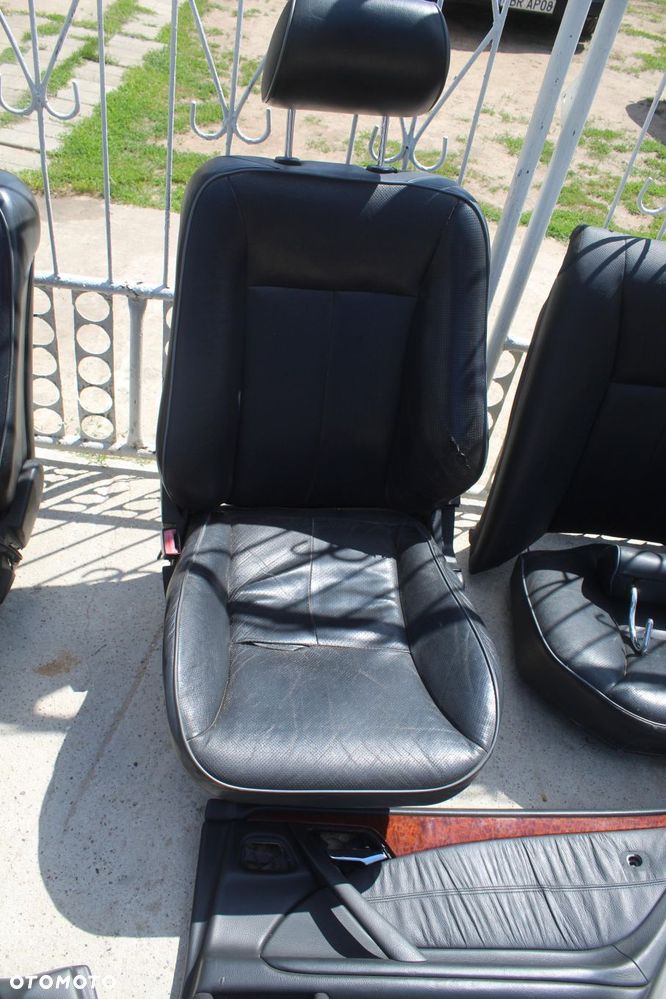 FOTELE KANAPA BOCZKI SKÓRA KOMPLET MERCEDES W210 SEDAN WENTYLOWANE - 3