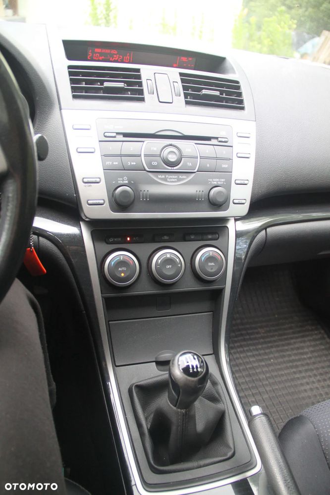 Mazda 6 Sport 2.0 CD DPF Comfort - 10
