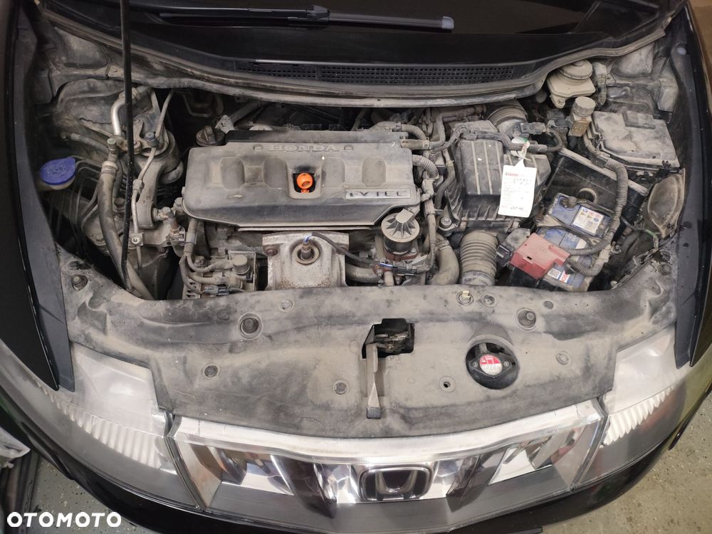 Honda Civic 1.8 Executive - 16