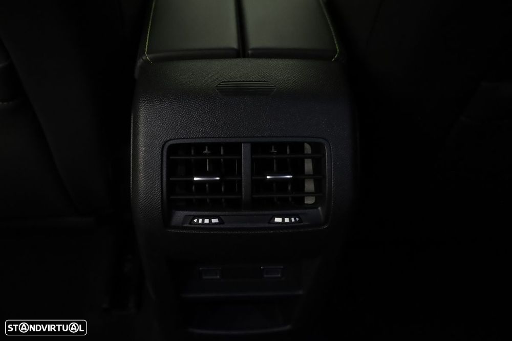 Peugeot 308 SW 1.2 PureTech GT EAT8 - 21