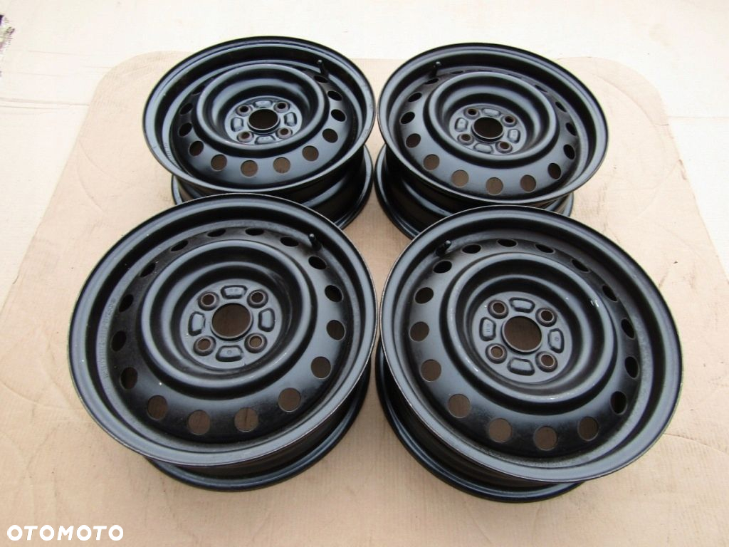 4x Felgi 15 Kia Rio IV Stonic Toyota Corolla Yaris II 6j 4x100 - 3