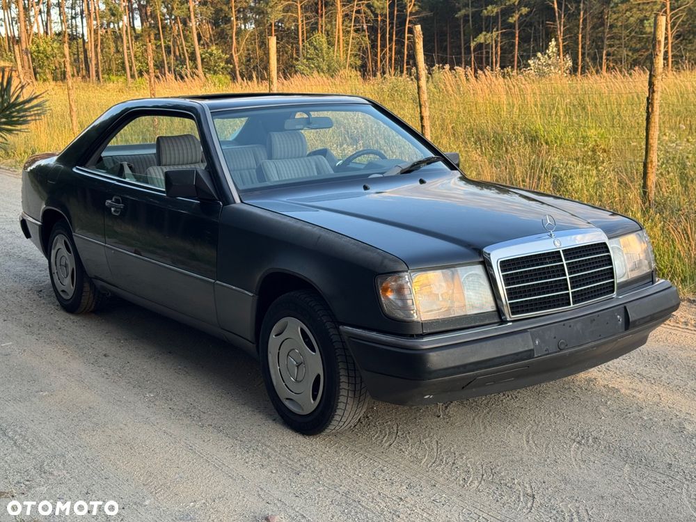 Mercedes-Benz W124 (1984-1993) - 1