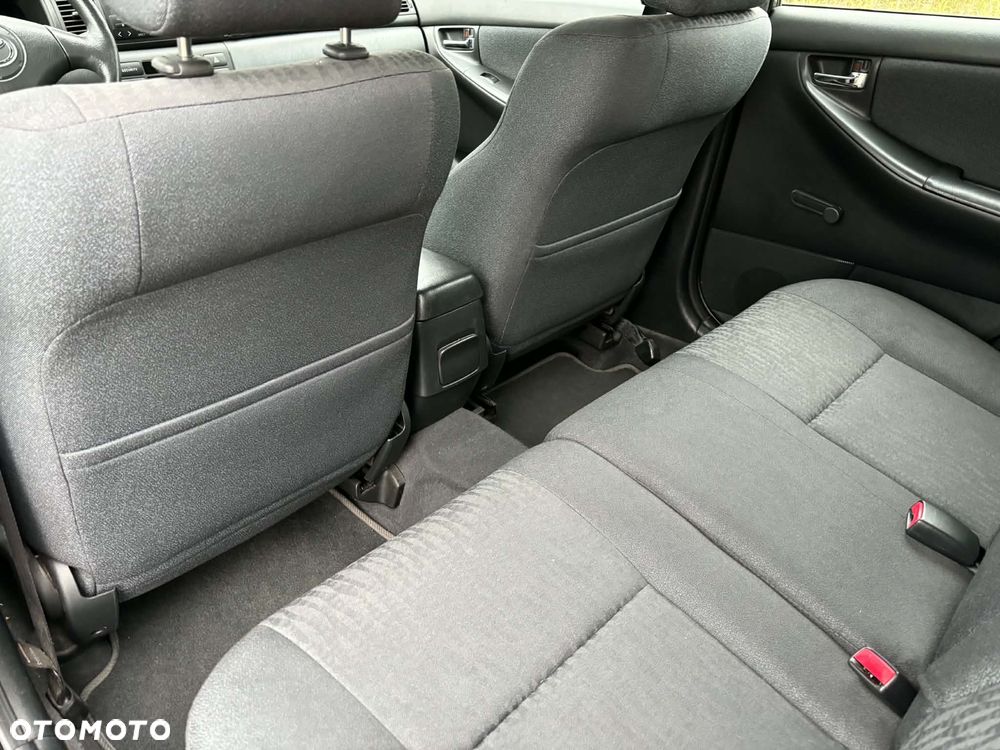 Toyota Corolla - 7