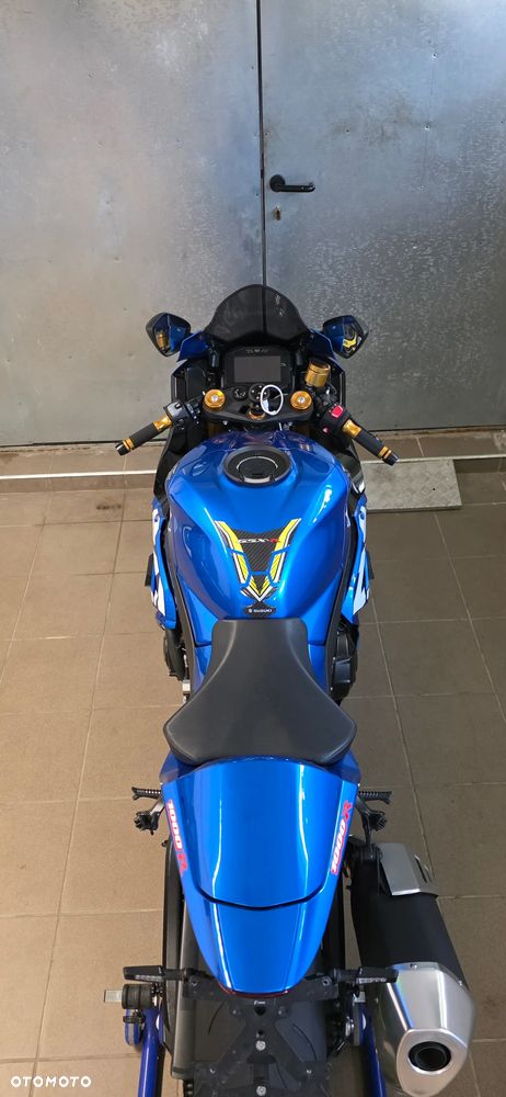 Suzuki GSX-R - 34