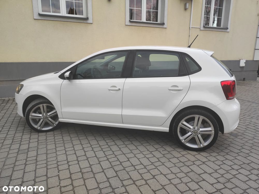 Volkswagen Polo - 4