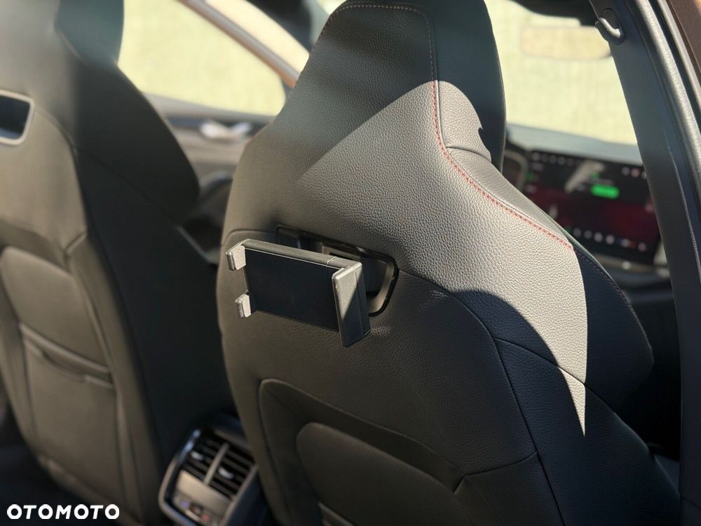 Skoda Octavia 2.0 TSI RS DSG - 32