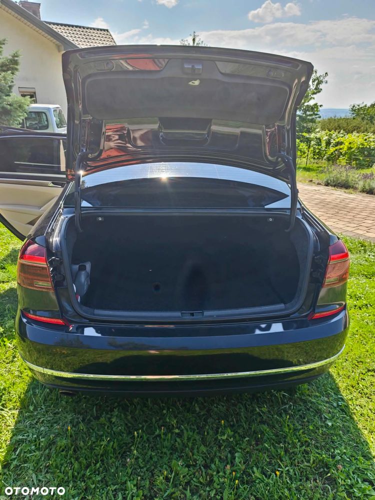 Volkswagen Passat - 7