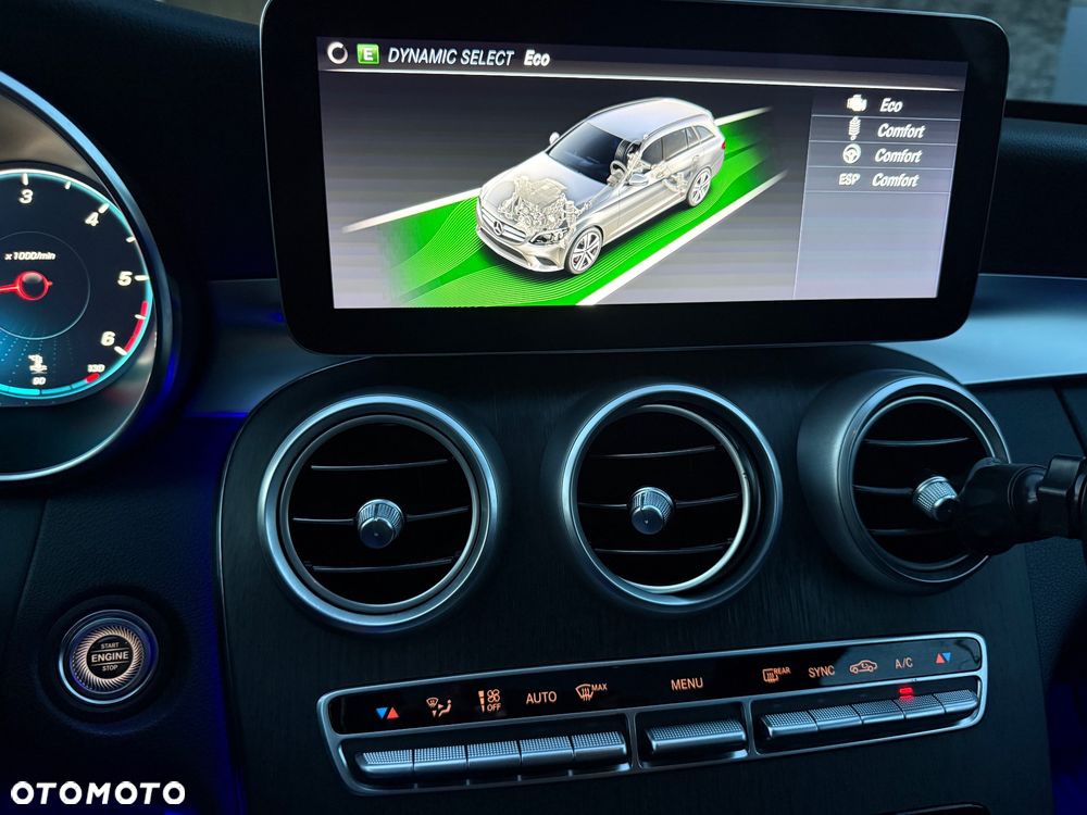 Mercedes-Benz Klasa C 220 d 4Matic 9G-TRONIC AMG Line - 16