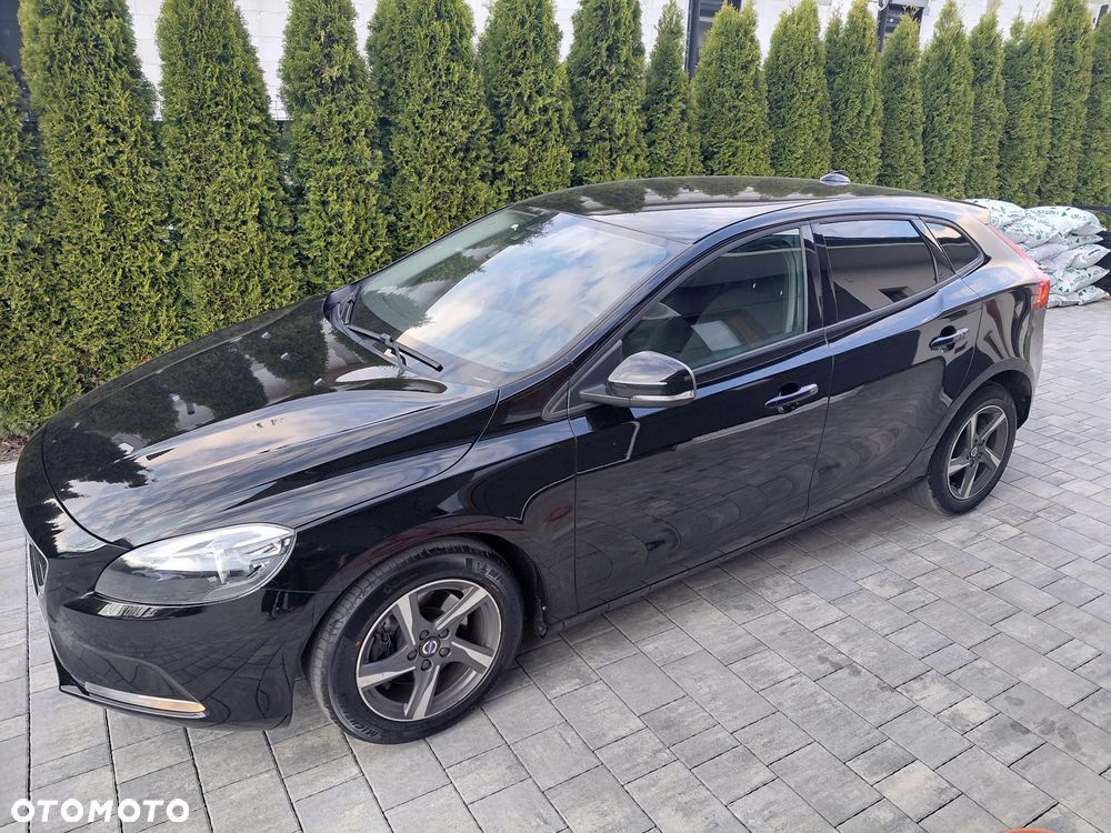 Volvo V40 T2 Summum - 11