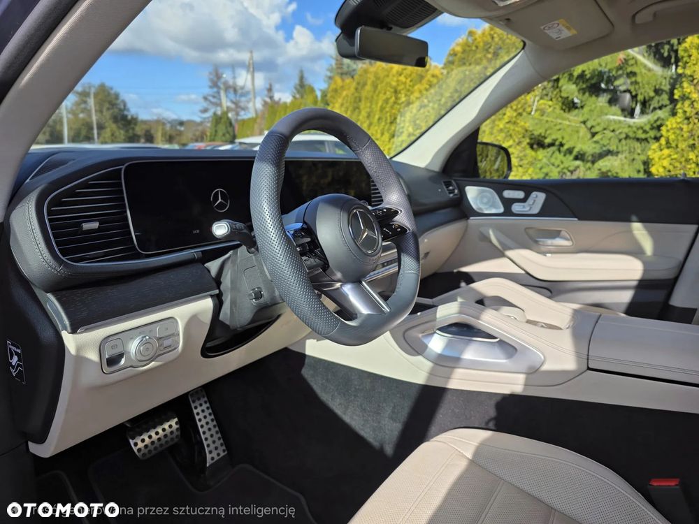 Mercedes-Benz GLS - 4