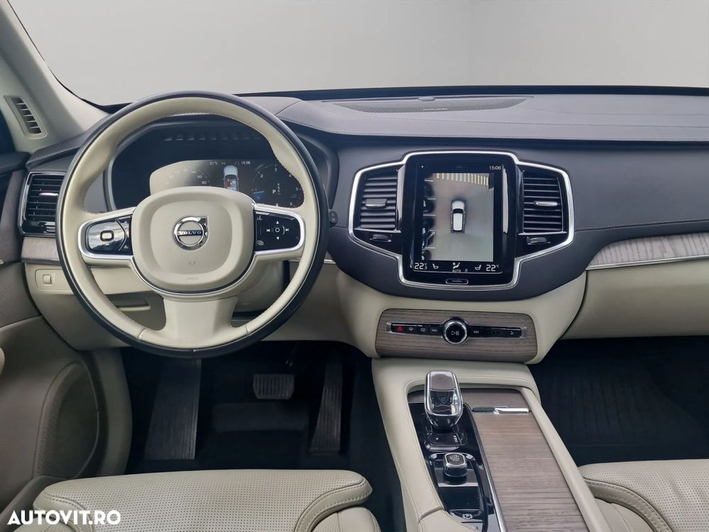 Volvo XC 90 - 15