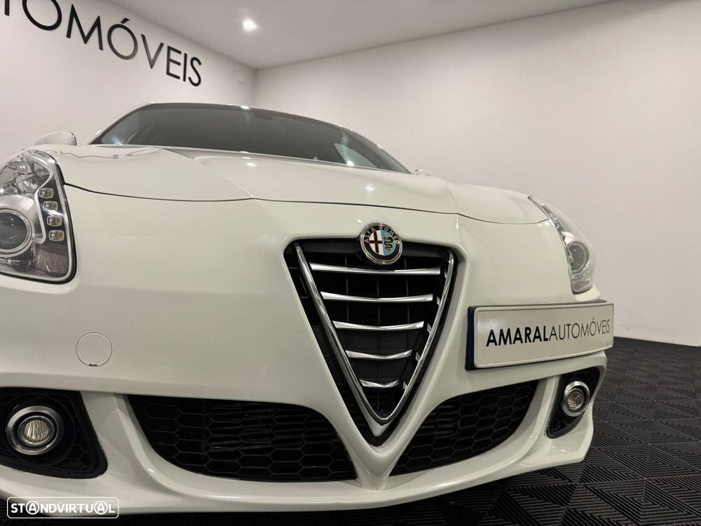 Alfa Romeo Giulietta 1.6 JTDM Distinctive - 14