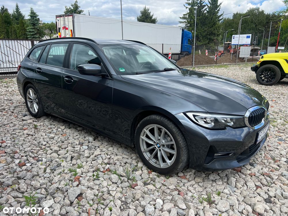 BMW Seria 3 320d xDrive - 5