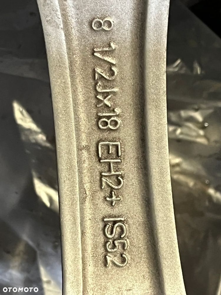 Felga BMW E87 E82 5x120 8,5J x 18 ET 52 7891051 1szt. - 5