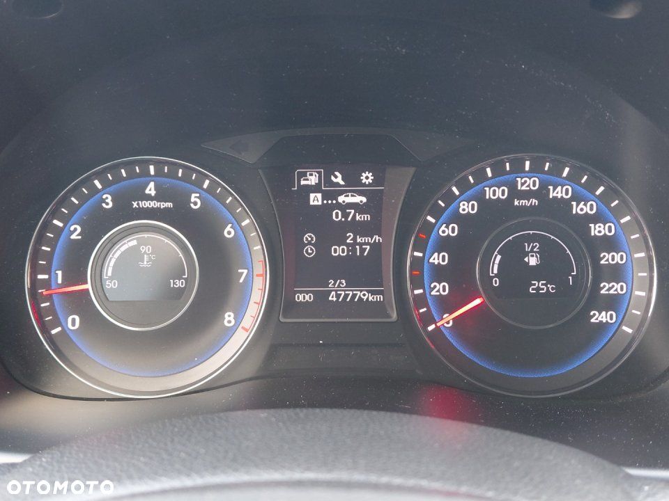 Hyundai i40 - 16