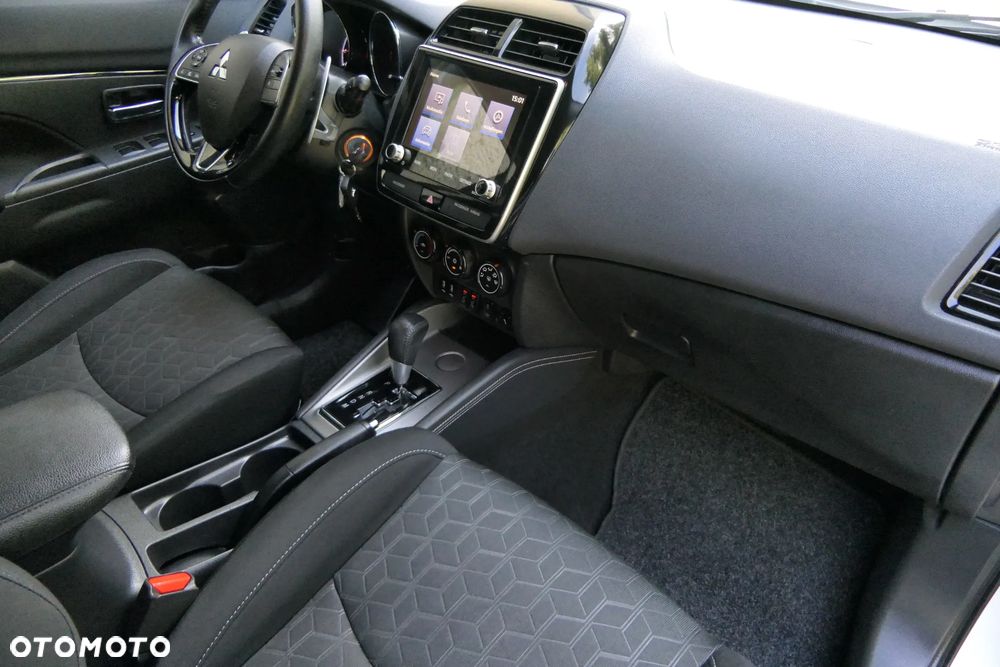 Mitsubishi ASX 2.0 2WD CVT Top - 22
