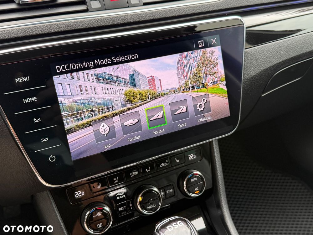 Skoda Superb 1.8 TSI L&K DSG - 38