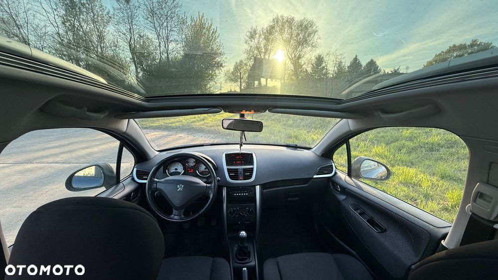 Peugeot 207 - 2
