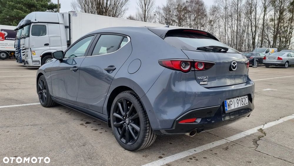 Mazda 3 - 3