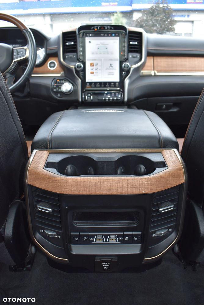 RAM 1500 Crew Cab Limited - 34