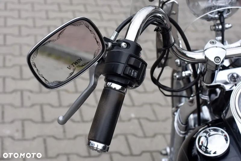 Harley-Davidson Softail Springer Classic - 32