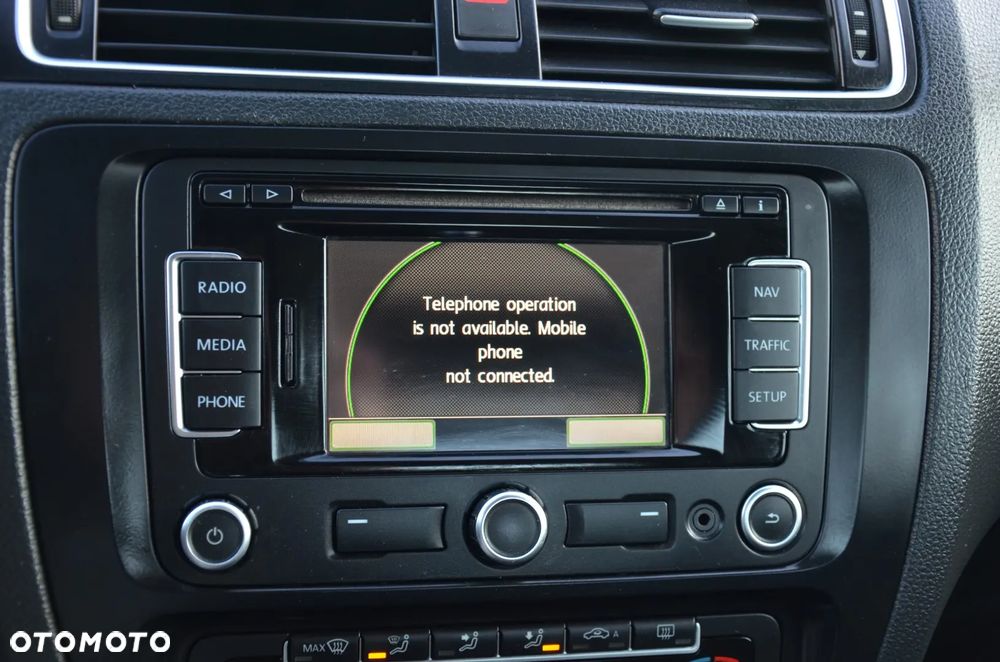 Volkswagen Jetta 1.6 TDI Blue Motion Technology Comfortline - 30