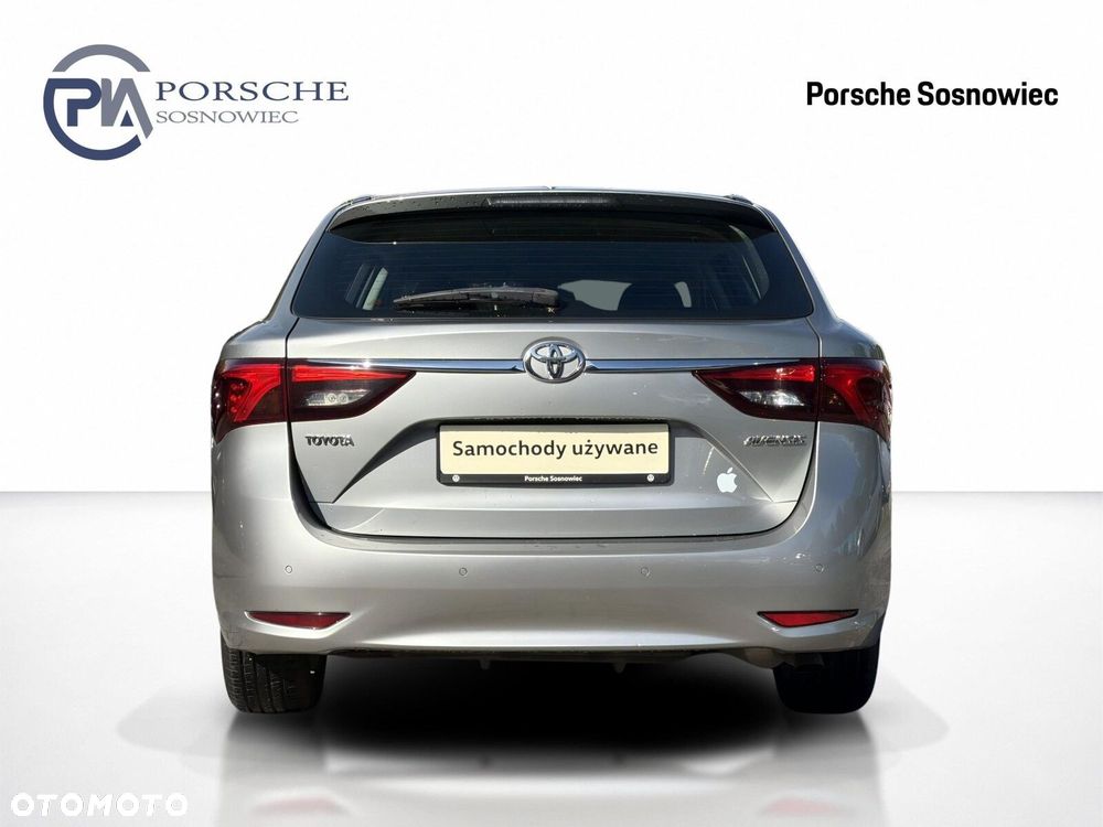 Toyota Avensis 1.6 D-4D Active - 5