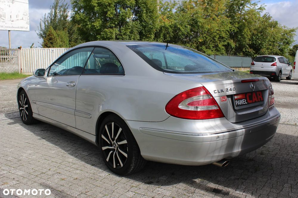 Mercedes-Benz CLK - 7
