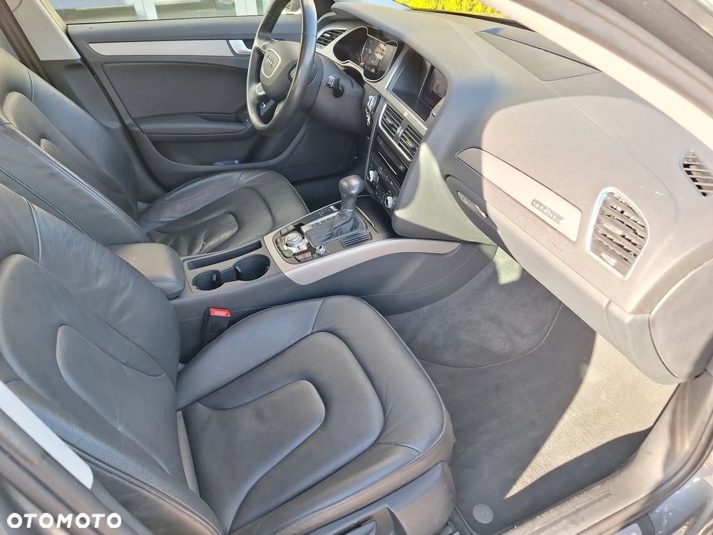 Audi A4 Avant 2.0 TDI DPF clean diesel multitronic S line Sportpaket - 16