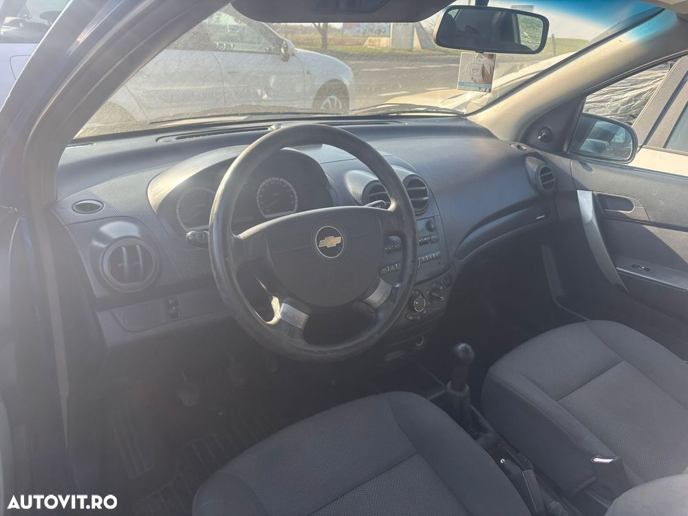 Dezmembrez Chevrolet Aveo - 5