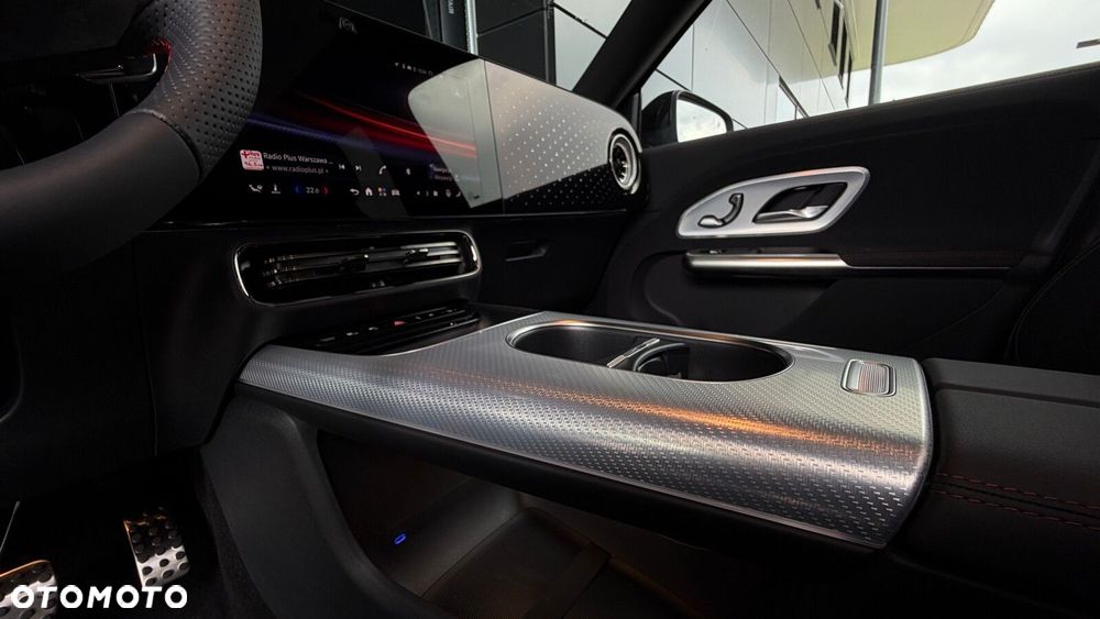 Mercedes-Benz GLB 250+ EQ 85kWh - 31