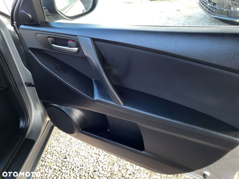 Mazda 3 - 25