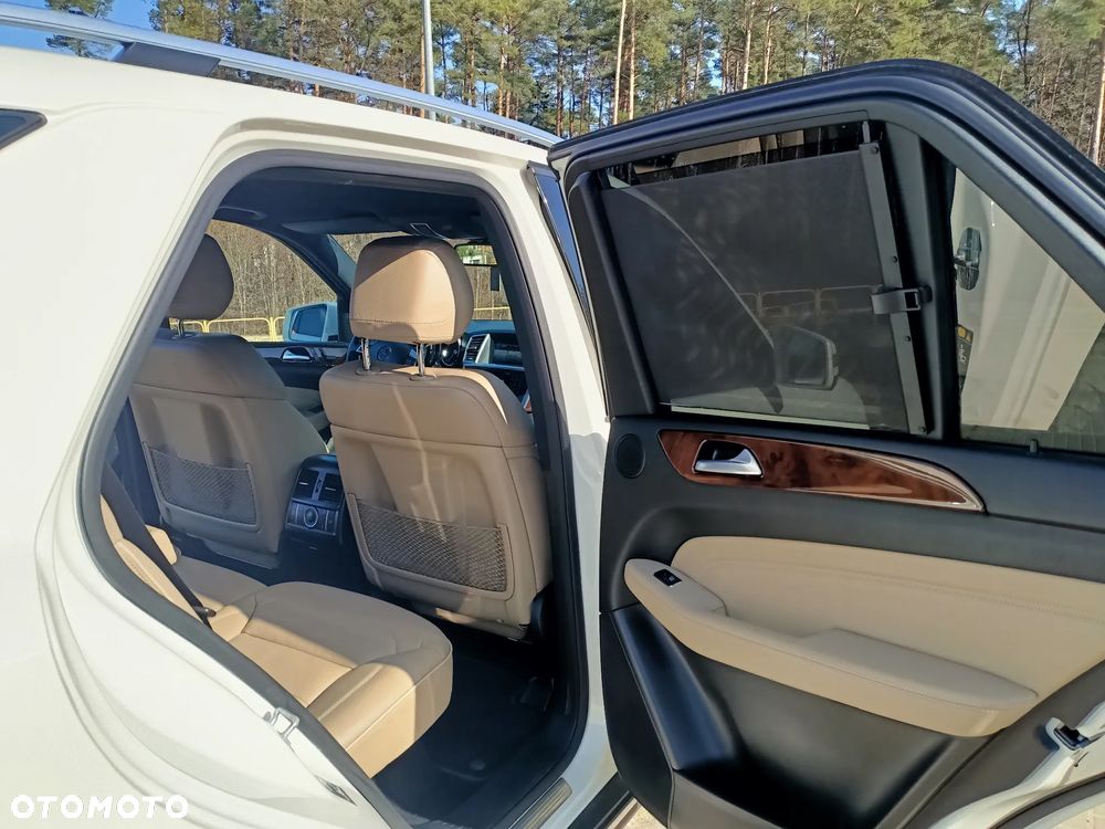 Mercedes-Benz ML 350 BlueTEC 4-Matic - 14