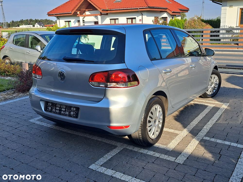 Volkswagen Golf - 4