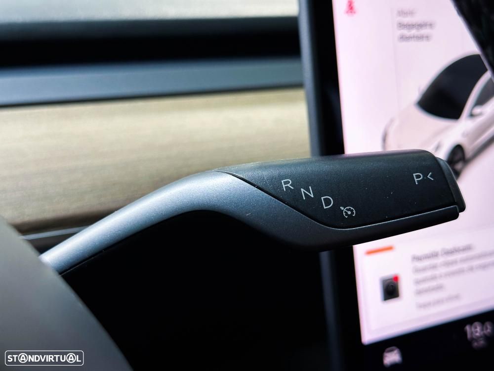Tesla Model 3 Standard Range Plus RWD - 27