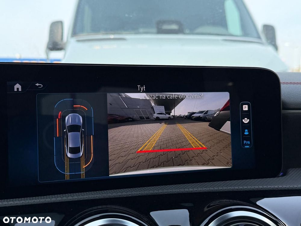 Mercedes-Benz CLA - 28