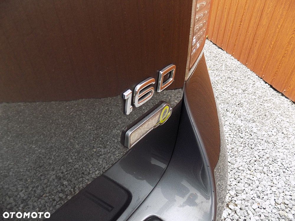 Volvo V50 1.6D DPF DRIVe Start/Stop - 25