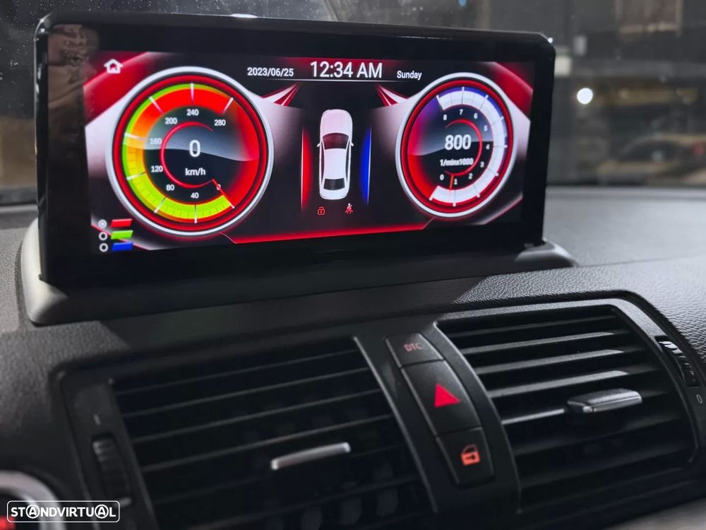 BMW 118 d Pack M - 17