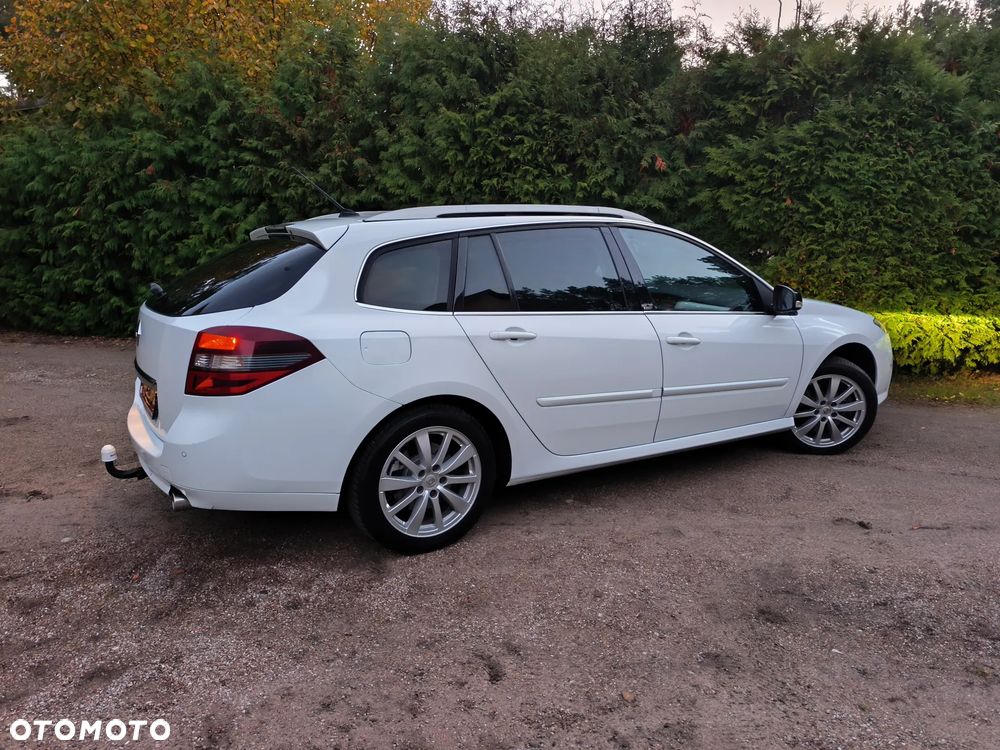 Renault Laguna dCi 150 FAP GT - 13