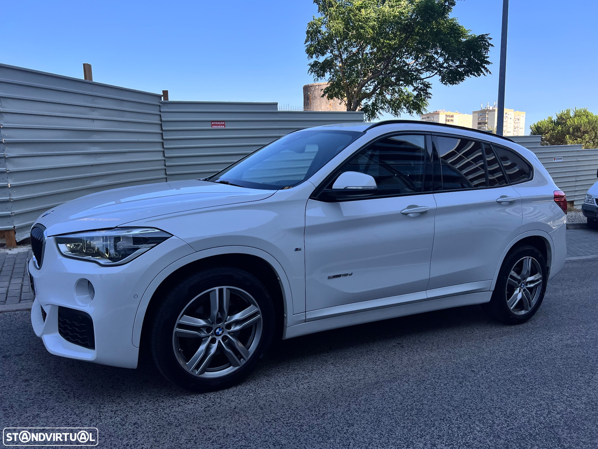 BMW X1 18 d sDrive Auto Pack M - 10
