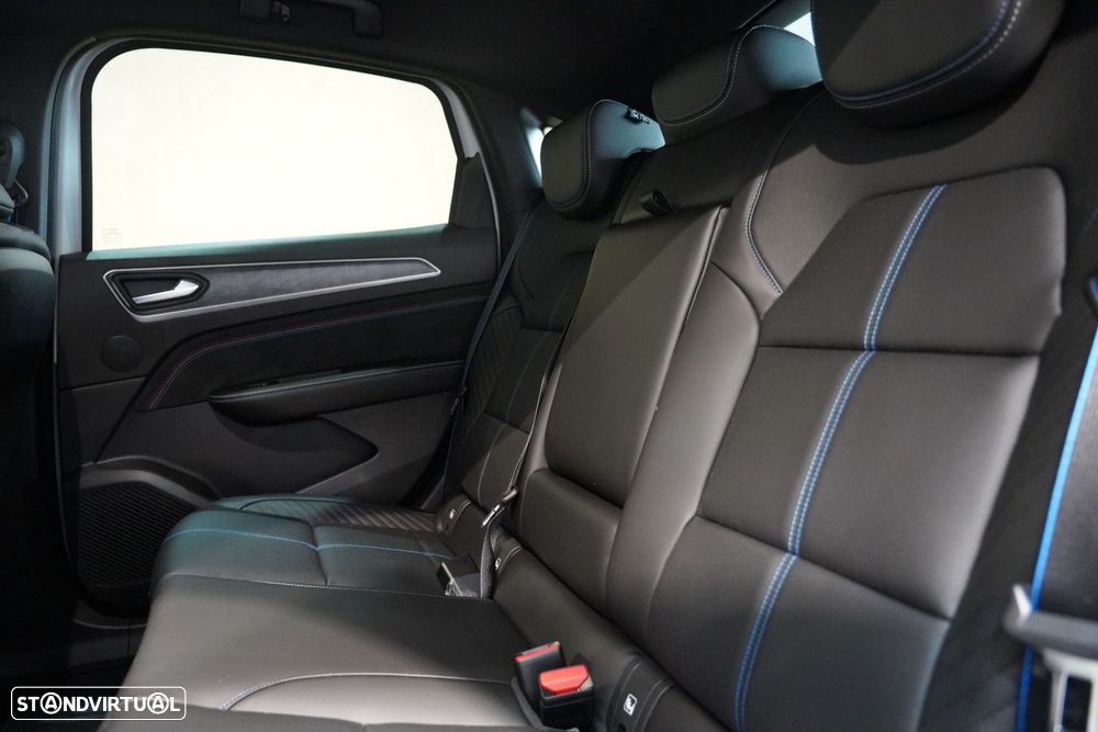 Renault Arkana 1.3 TCe Esprit Alpine EDC - 24